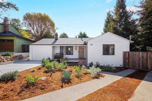 16133 Berkshire Dr, Castro Valley, CA, 94578-1413 | Card Image