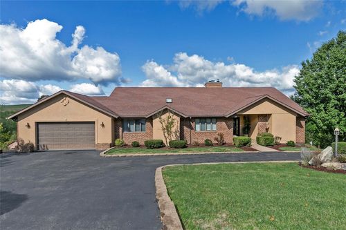 4050 Adelaide Hls, Connellsville, PA, 15425-6222 | Card Image