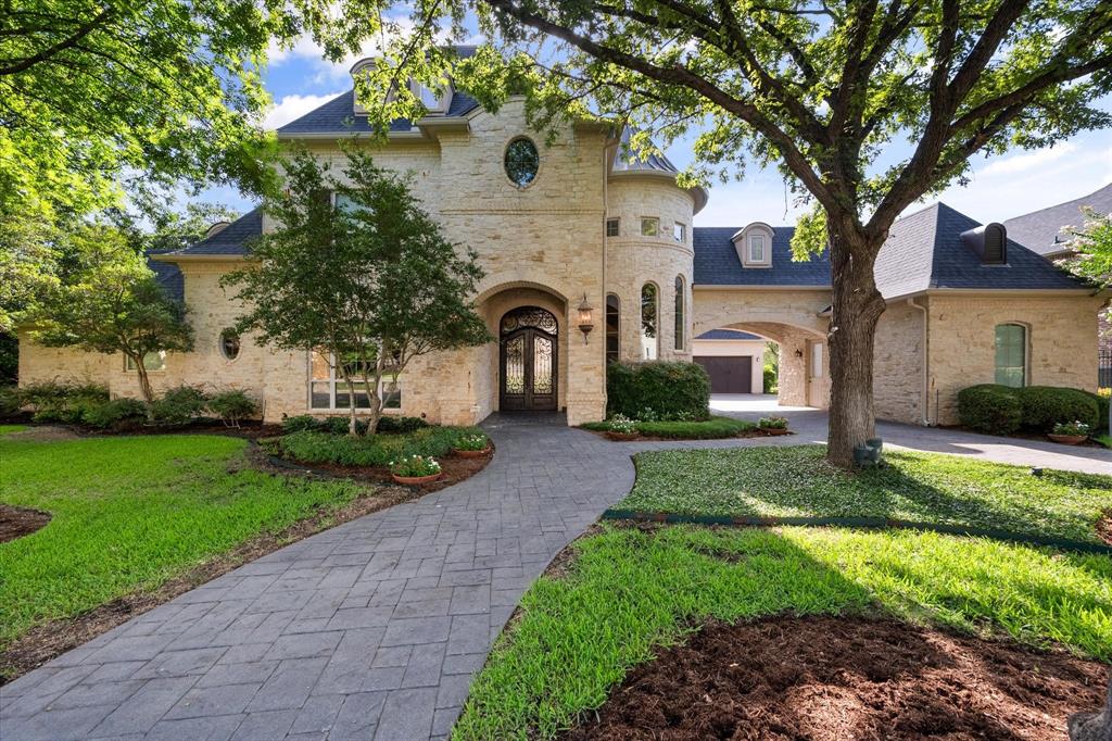 Riverbrook Ct, Arlington, TX 76001