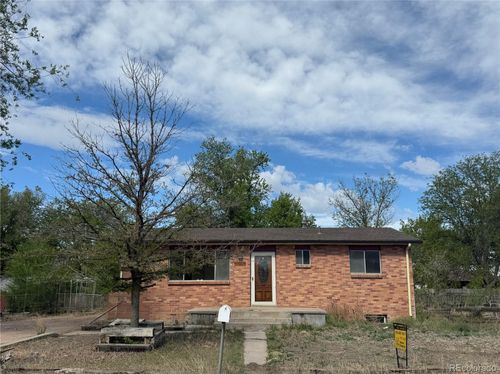 755 S Park Ave, Fort Lupton, CO, 80621-1232 | Card Image