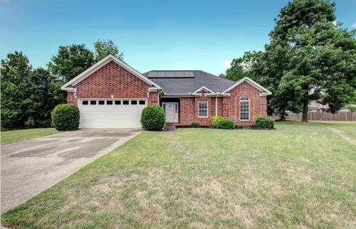 76 Woodridge Dr, Little Rock, AR, 72204-7122 | Card Image