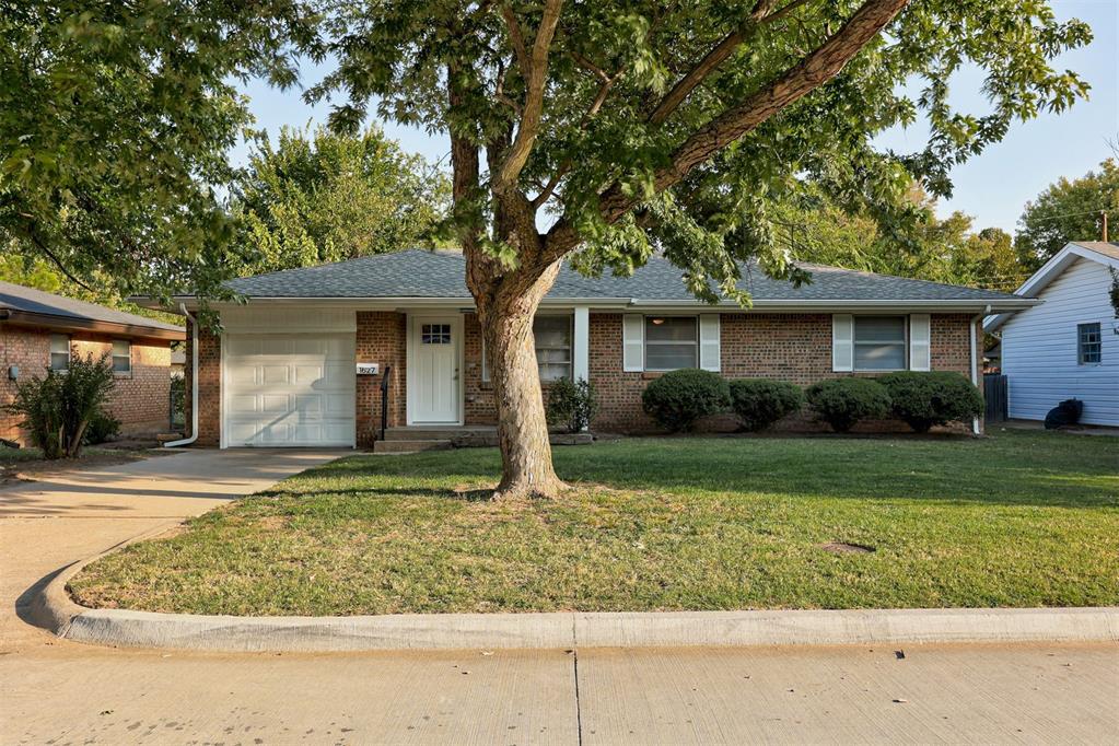 Denison Dr, Norman, OK 73069