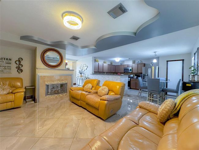 6702 Shining Sumac Ave, House other with 5 bedrooms, 3 bathrooms and 2 parking in Houston TX | Image 24