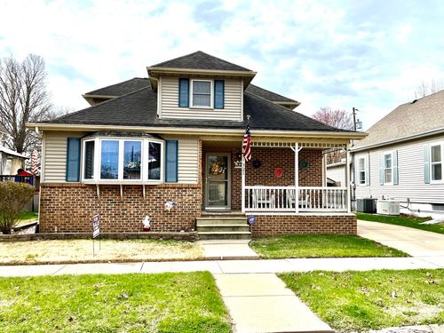 321 E 3rd St, Depue, IL, 61322-1301 | Card Image