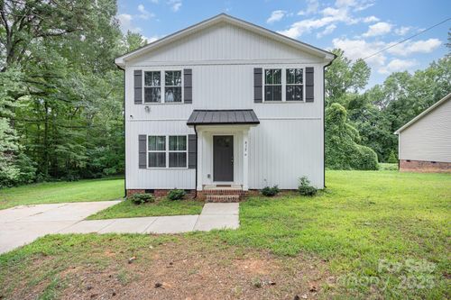 415 Pinecroft Ln, Spencer, NC, 28159-1725 | Card Image