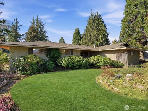 1319 First Street, Wenatchee, WA, 98801 | Card Image