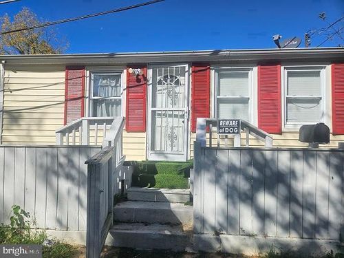 608 63rd St, CAPITOL HEIGHTS, MD, 20743-1645 | Card Image