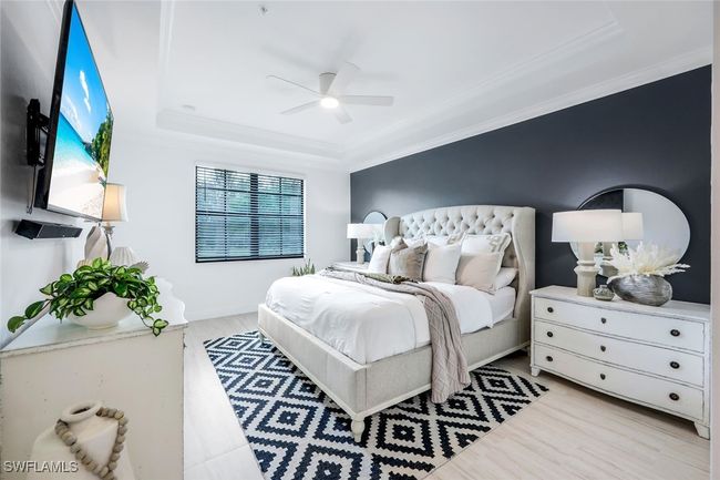 Spacious primary with private lanai access | Image 11
