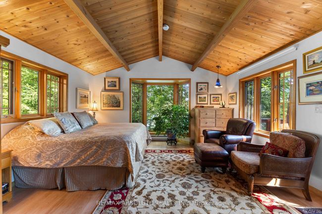 1384 C Centennial Lake Rd, House other with 3 bedrooms, 2 bathrooms and 3 parking in Calabogie ON | Image 9