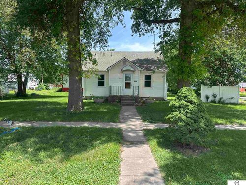 906 Stephens Ave, Dorchester, NE, 68343-2350 | Card Image