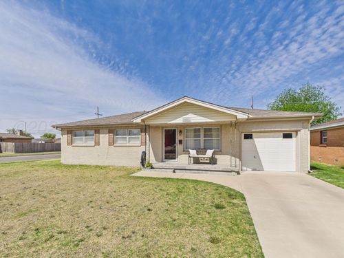 2201 N Zimmers St, Pampa, TX, 79065-3245 | Card Image