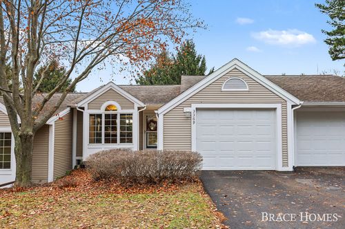 3369 Woodwind Dr, Grand Rapids, MI, 49525-9775 | Card Image