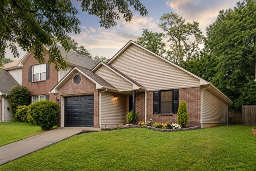 553 Rhodora Rdg, Lexington, KY, 40517-2060 | Card Image