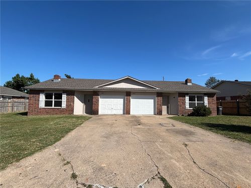 707 S 24th St, Rogers, AR, 72758-4052 | Card Image