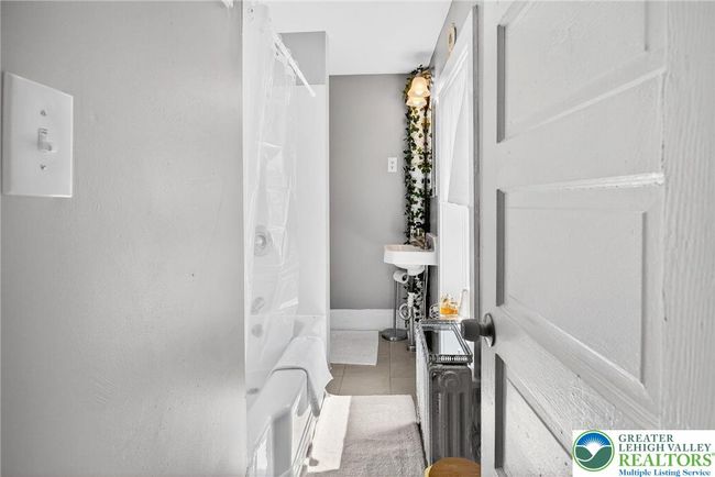 624 N Maxwell St, Condo with 12 bedrooms, 9 bathrooms and 12 parking in Allentown PA | Image 22