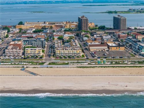 2b-184 Beach 101st St, Rockaway Park, NY, 11694-2940 | Card Image
