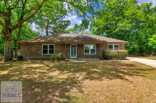 1016 Farr Ct, Hinesville, GA, 31313-5321 | Card Image