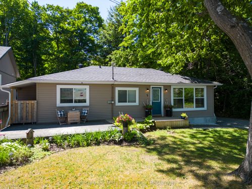 5 Bells Park Rd, Wasaga Beach, ON, L9Z2X2 | Card Image
