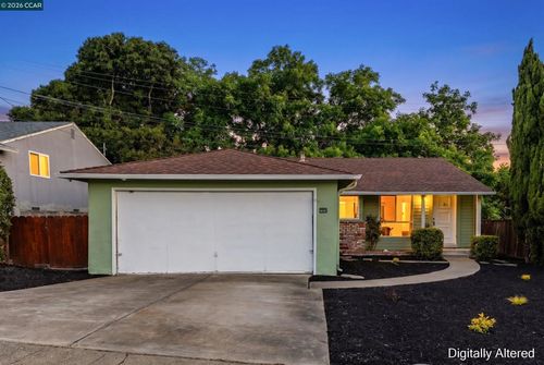 2187 Pyramid Dr, Richmond, CA, 94803-3219 | Card Image