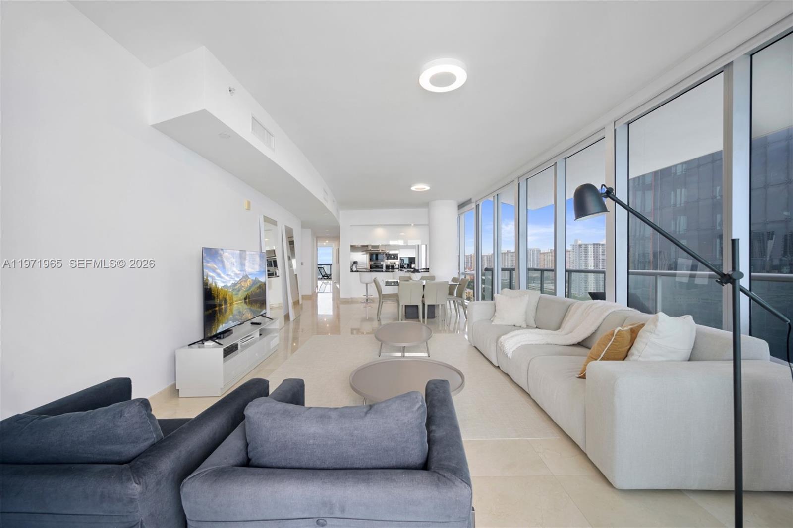 Residential in Sunny Isles Beach 5