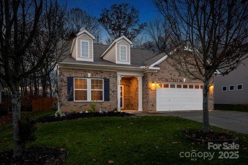 128 Paradise Hills Cir, Mooresville, NC, 28115-7013 | Card Image
