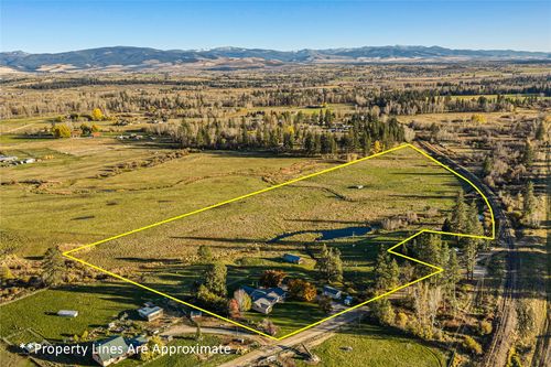 4942 Hoblitt Ln N, Florence, MT, 59833-6300 | Card Image