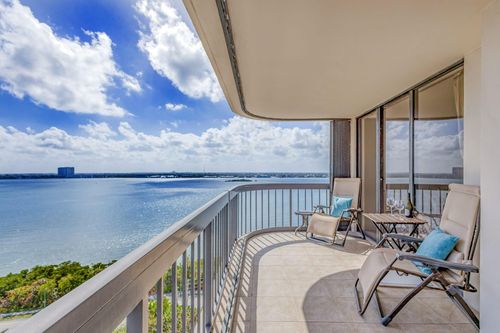 apt-15-5380 N Ocean Dr, Riviera Beach, FL, 33404-2535 | Card Image