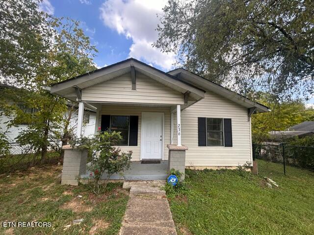 Dallas St, Knoxville, TN 37914