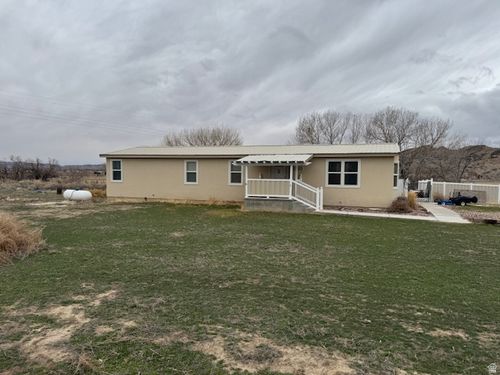3425 N 500 E, Vernal, UT, 84078-6504 | Card Image