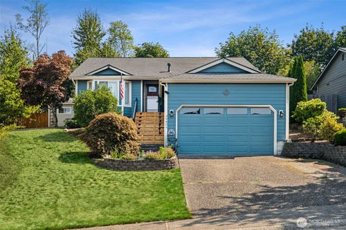 25904 202nd Ave Se, Covington, WA, 98042-6179 | Card Image
