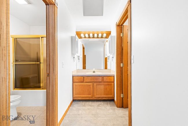 Massive completely remodeled basement | Image 23