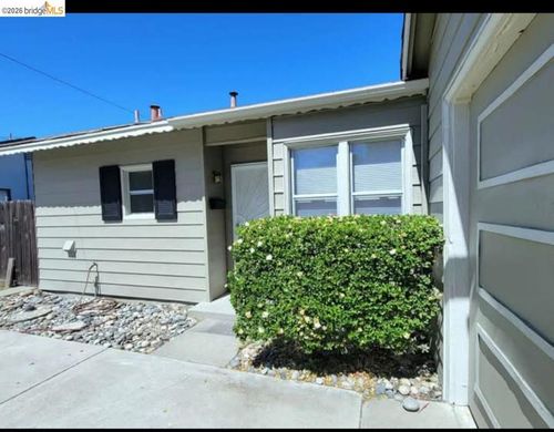 2120 Knox Ave, Pittsburg, CA, 94565-4737 | Card Image
