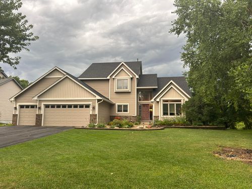 3637 Commonwealth Rd, Woodbury, MN, 55125-4318 | Card Image