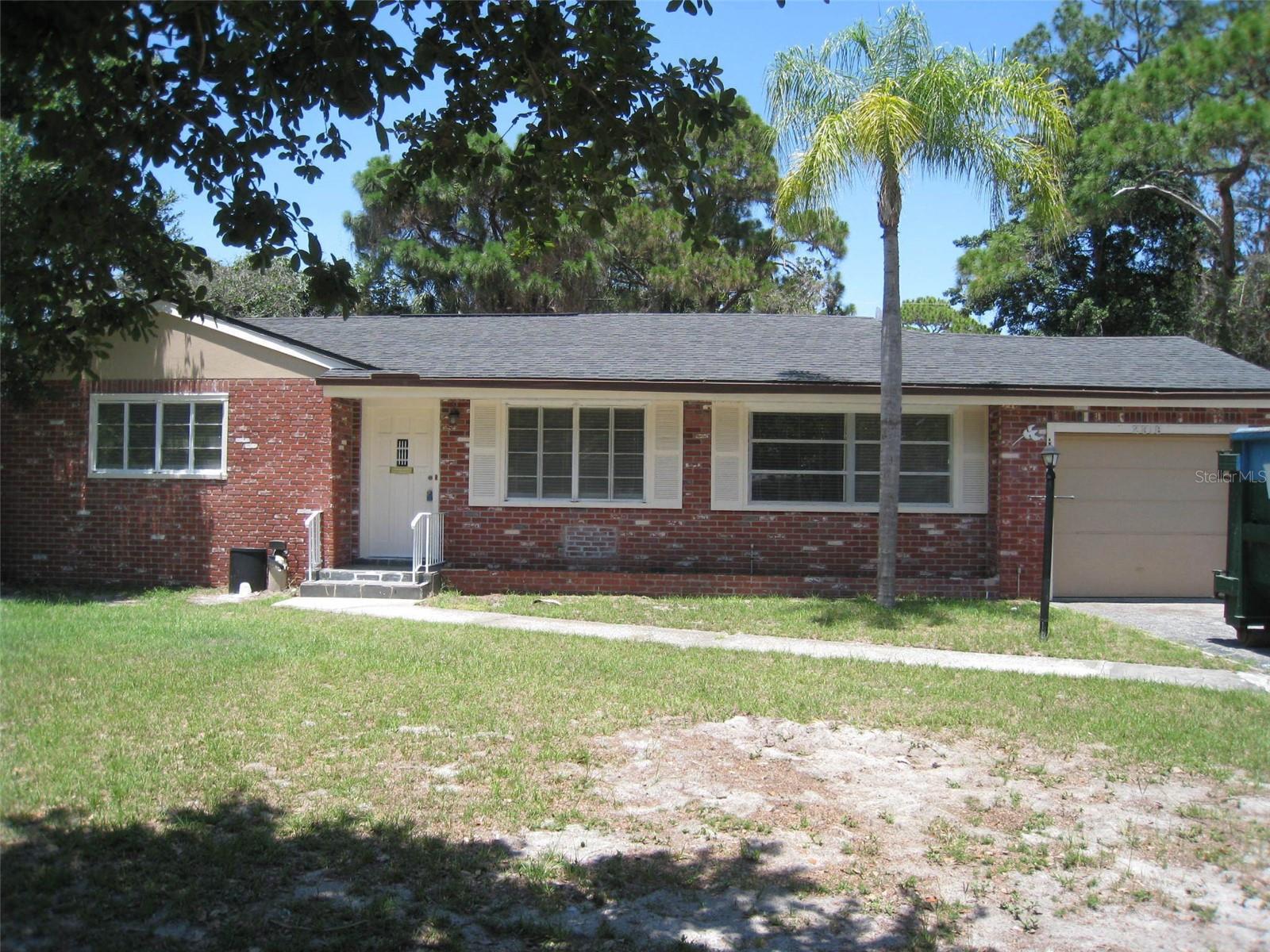 Granada Cir, Saint Petersburg, FL 33712