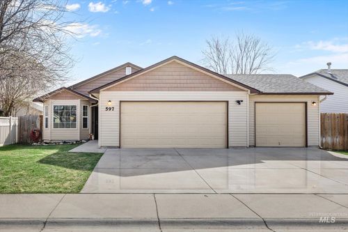 597 E Great Bear St, Kuna, ID, 83634-5349 | Card Image