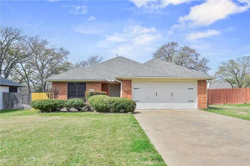 1804 Ibis Ct, Bryan, TX, 77807-2226 | Card Image