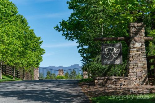 2086 Paddock Cir, Morganton, NC, 28655-5863 | Card Image