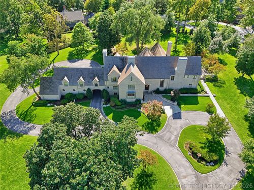 3132 S Columbia Cir, Tulsa, OK, 74105-2329 | Card Image