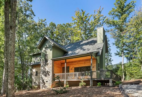 90 Clinchfield Gap Rd, Marion, NC, 28752-6831 | Card Image