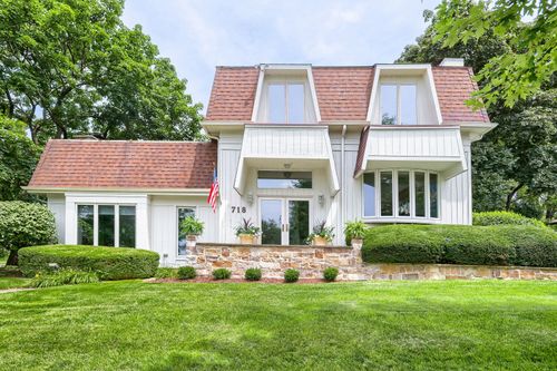 718 N 2nd Avenue, St. Charles, IL, 60174 | Card Image