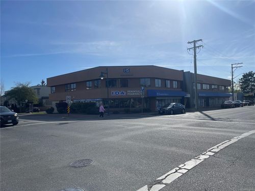 202-2377 Bevan Ave, Sidney, BC, V8L4M9 | Card Image