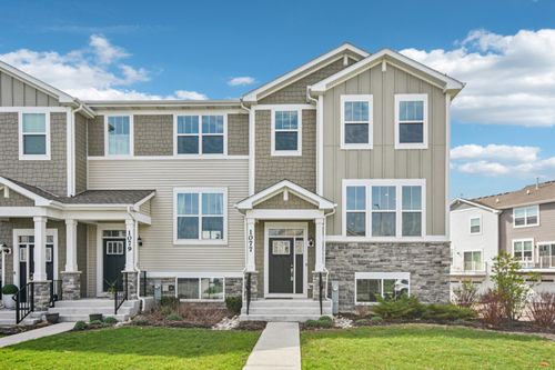 1077 Moraine Dr, South Elgin, IL, 60177-1753 | Card Image