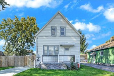 52 Bright Street, House other with 3 bedrooms, 2 bathrooms and null parking in Cheektowaga NY | Image 1