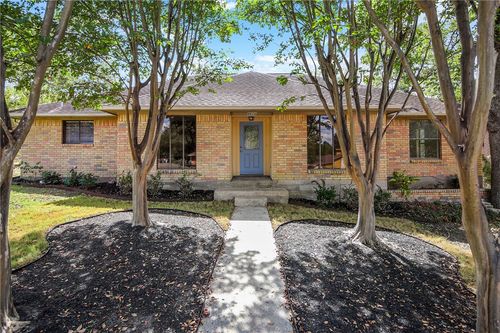 8606 Topaz Ct, College Station, TX, 77845-5547 | Card Image