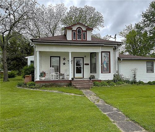 109 S State Route F, Garden City, MO, 64747-8228 | Card Image