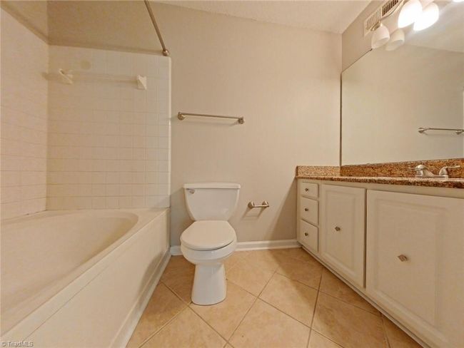 2640 Ingleside Dr, Home with 2 bedrooms, 2 bathrooms and null parking in High Point NC | Image 13