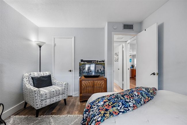 APT-106 - 8703 Bardmoor Blvd, Condo with 2 bedrooms, 2 bathrooms and null parking in SEMINOLE FL | Image 18