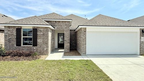 105 Lake Oak Dr, Lafayette, LA, 70507-2862 | Card Image