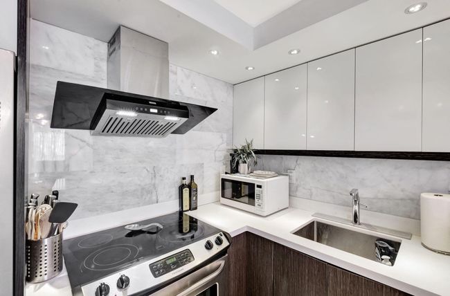 APT-220 - 401 Ocean Dr, Condo with 1 bedrooms, 1 bathrooms and null parking in Miami Beach FL | Image 4