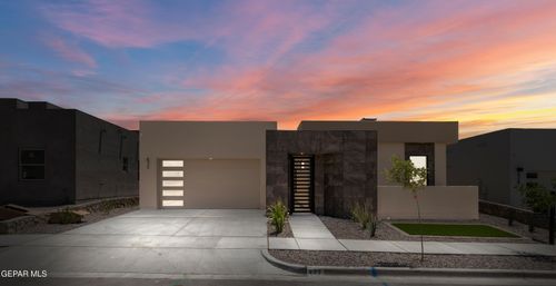 832 Action St, Horizon City, TX, 79928-7545 | Card Image